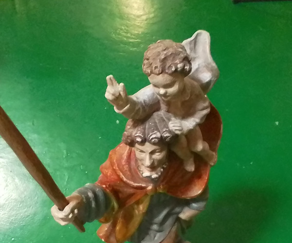 Figura hombre y niño-1